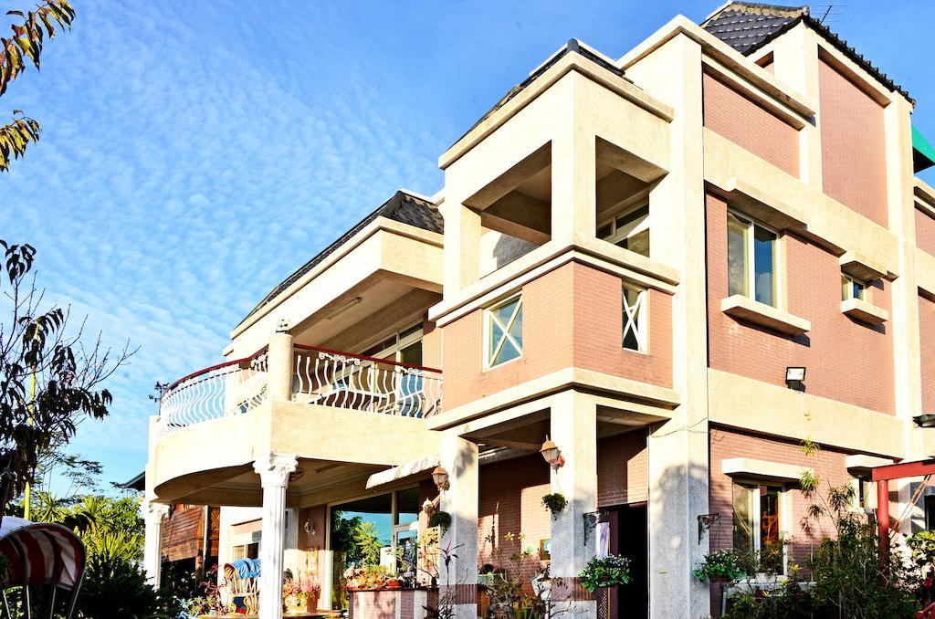 Taichung Xinshe Garden Life Homestay B&B Extérieur photo