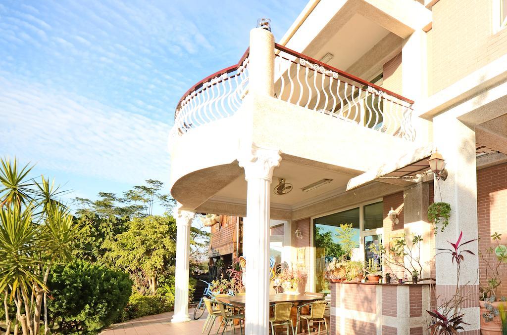 Taichung Xinshe Garden Life Homestay B&B Extérieur photo