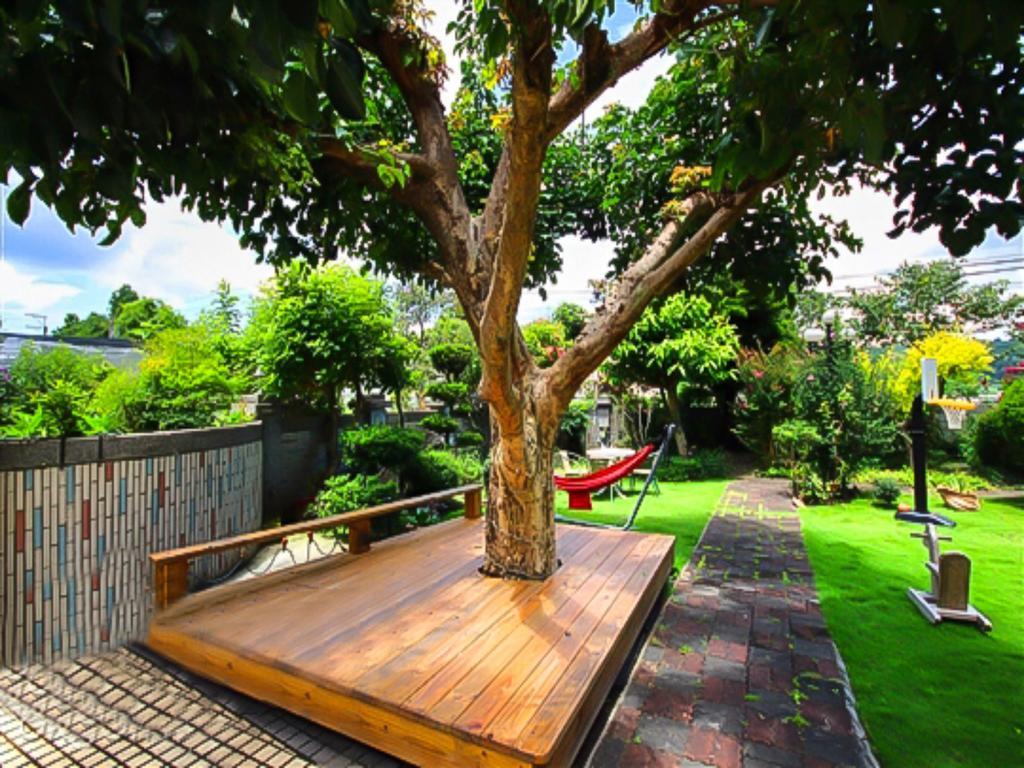 Taichung Xinshe Garden Life Homestay B&B Extérieur photo