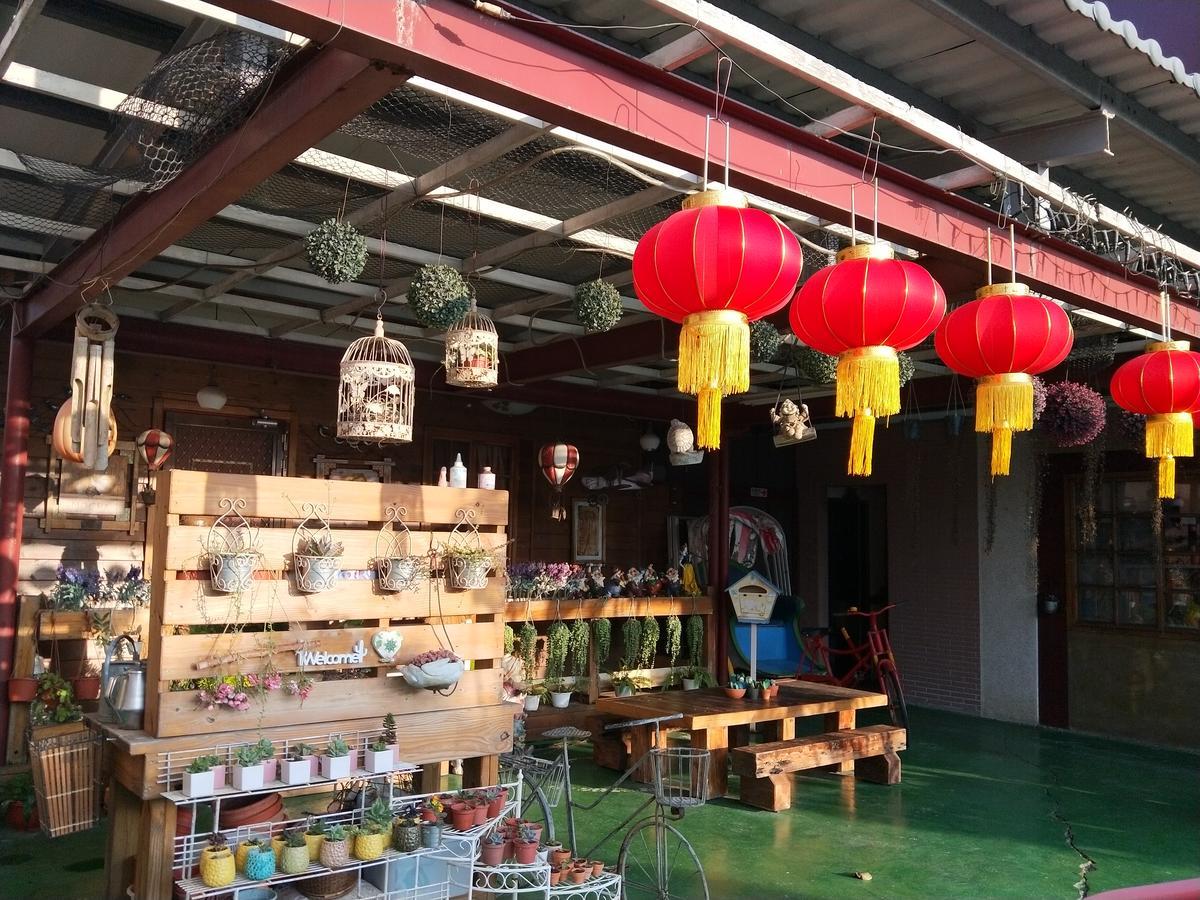 Taichung Xinshe Garden Life Homestay B&B Extérieur photo