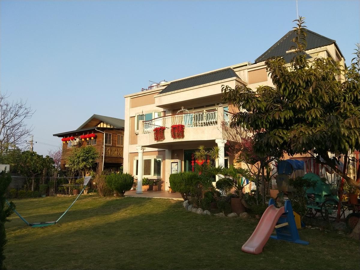 Taichung Xinshe Garden Life Homestay B&B Extérieur photo